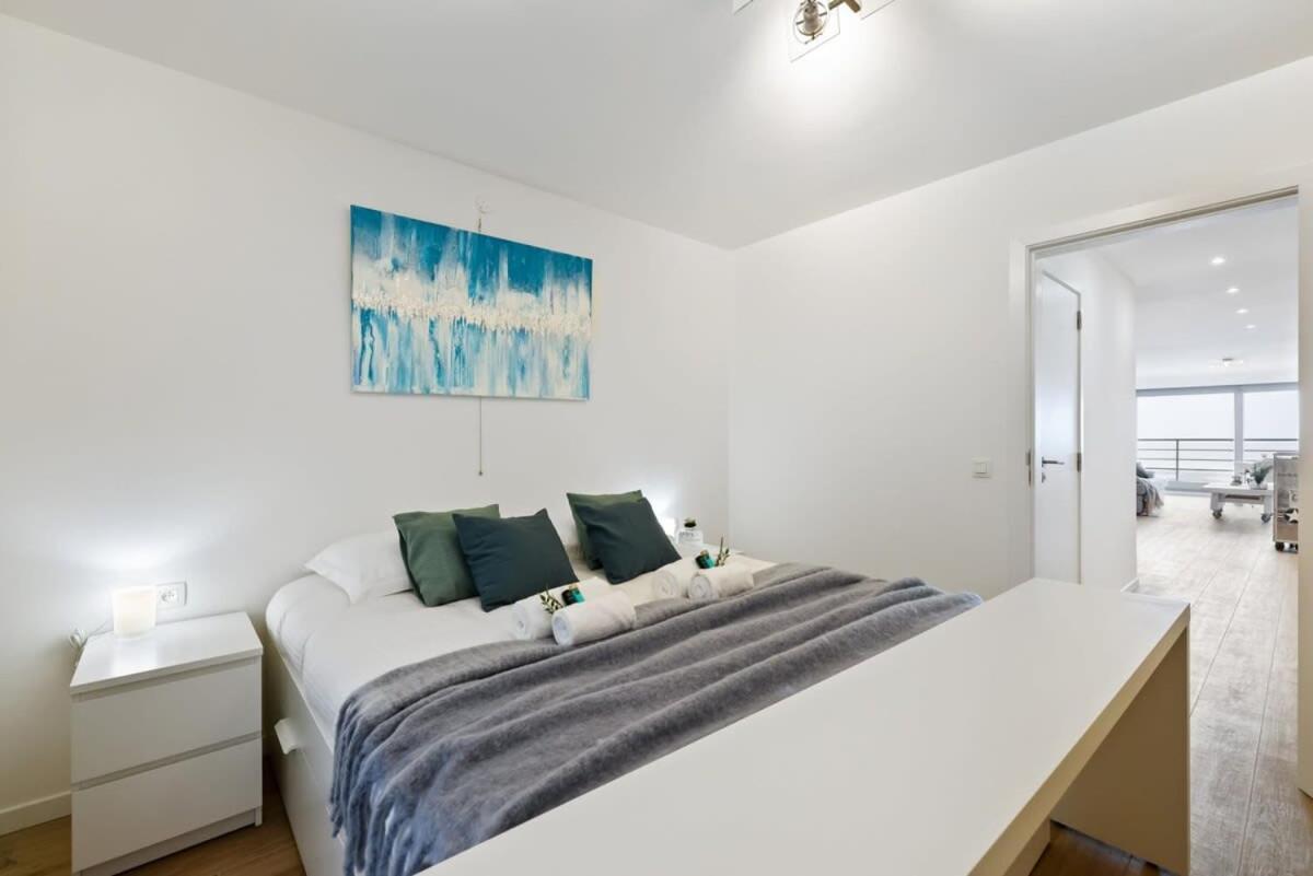 Huswell - Apartment With Frontal Sea View In Knokke Экстерьер фото