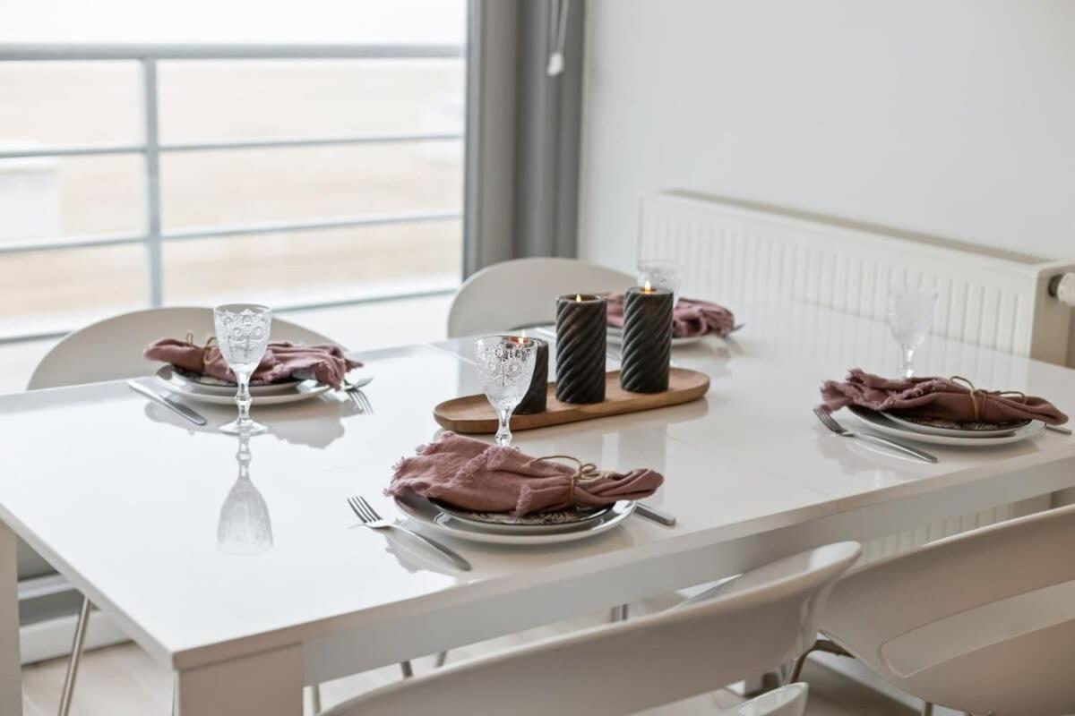 Huswell - Apartment With Frontal Sea View In Knokke Экстерьер фото